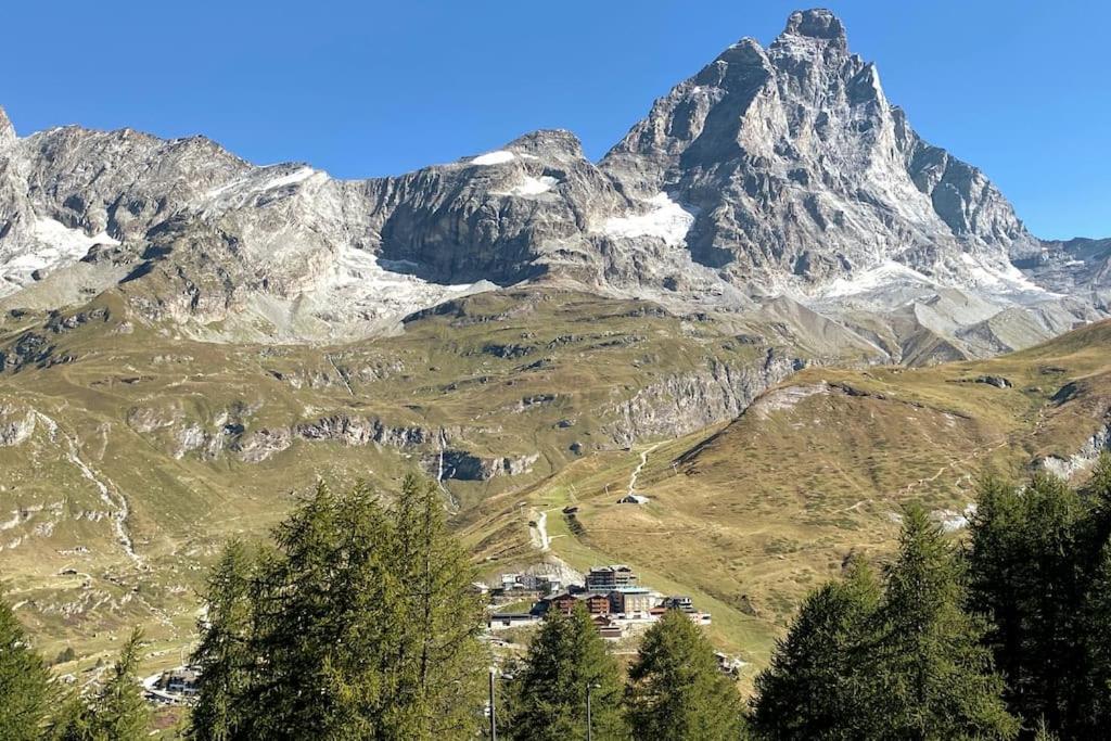Incantevole Appartamento Stile Chalet Breuil Cervinia Exteriér fotografie