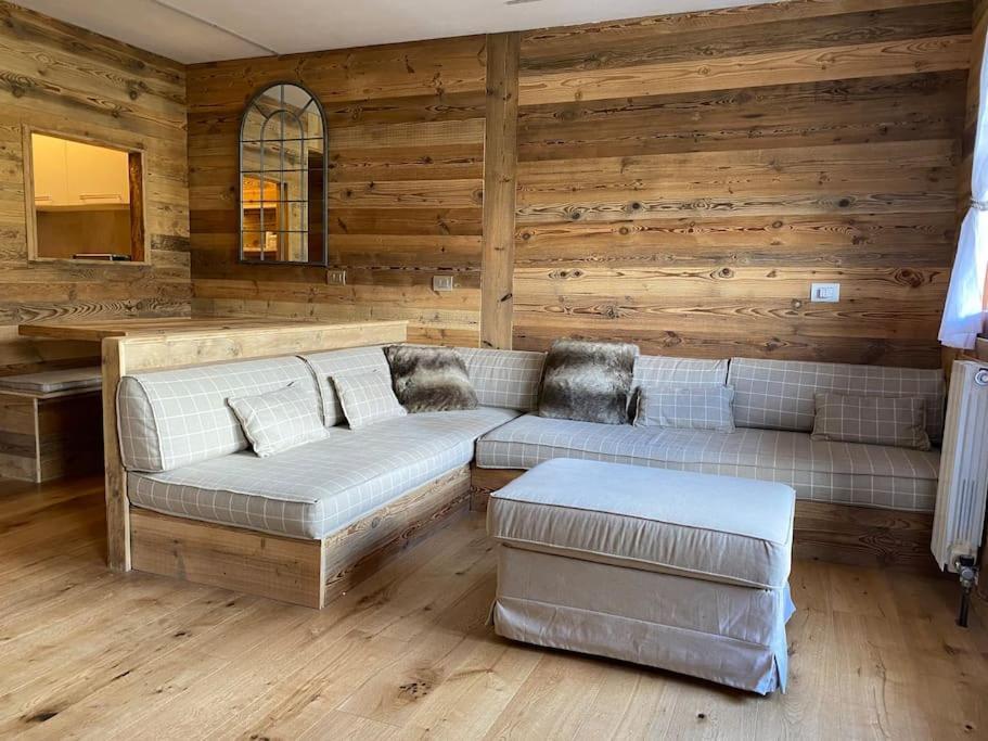Incantevole Appartamento Stile Chalet Breuil Cervinia Exteriér fotografie