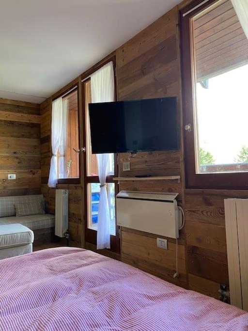 Incantevole Appartamento Stile Chalet Breuil Cervinia Exteriér fotografie