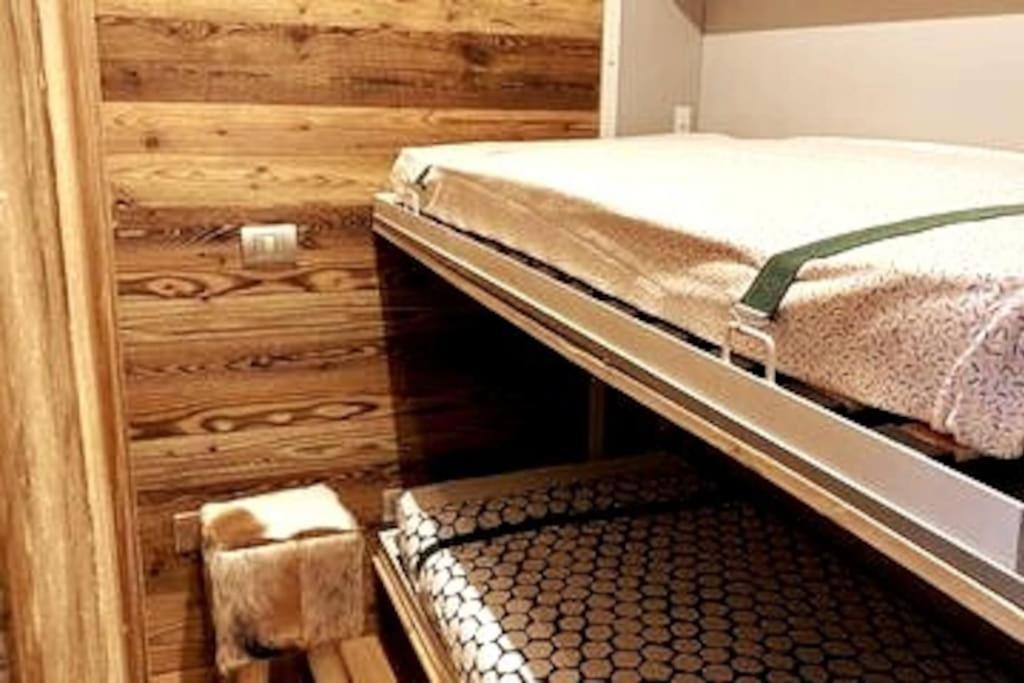 Incantevole Appartamento Stile Chalet Breuil Cervinia Exteriér fotografie